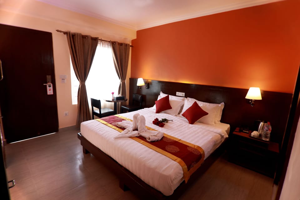 Blackout drapes, soundproofing, free WiFi, bed sheets