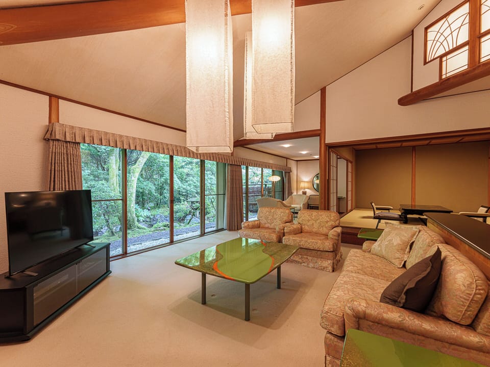 Presidential Villa, 2 Bedrooms, Courtyard View, Annex Building | Living area | Flat-screen TV, offices