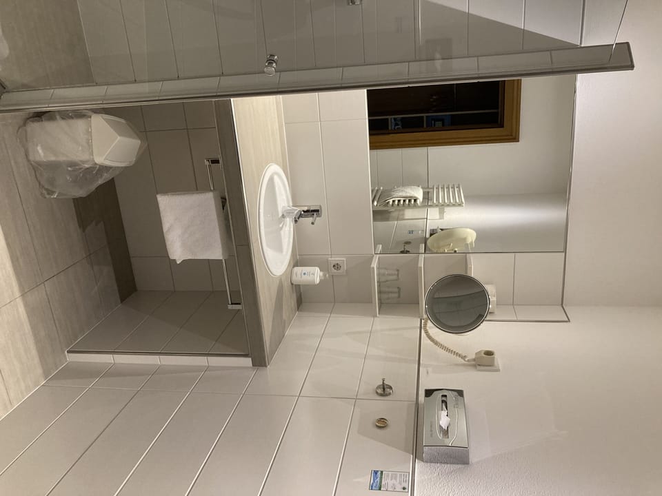 Double Room, 1 Double Bed with Sofa bed | Bathroom | Deep soaking tub, free toiletries, hair dryer, bathrobes