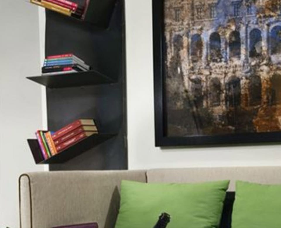 Suite (Babuino) | Living area | Flat-screen TV, iPod dock, pay movies