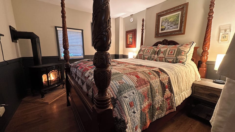 Exclusive Suite, Multiple Beds, Balcony, River View | Premium bedding, memory foam beds, individually decorated