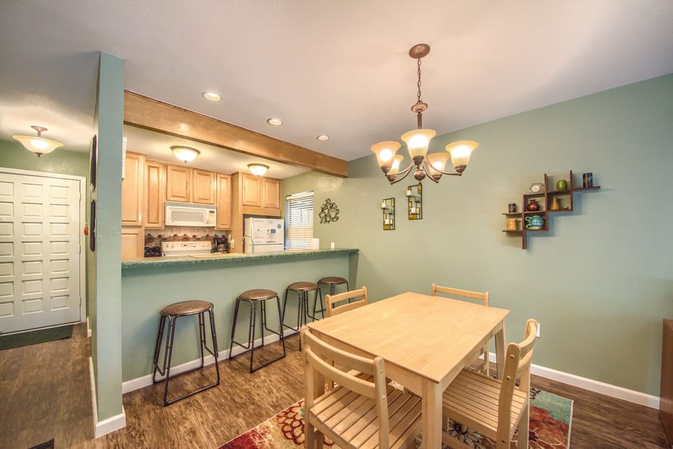 Fully stocked kitchen and dining seats for 8!