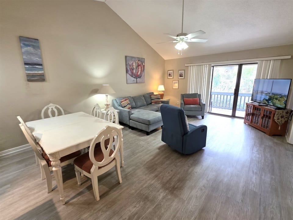 Dining & Den