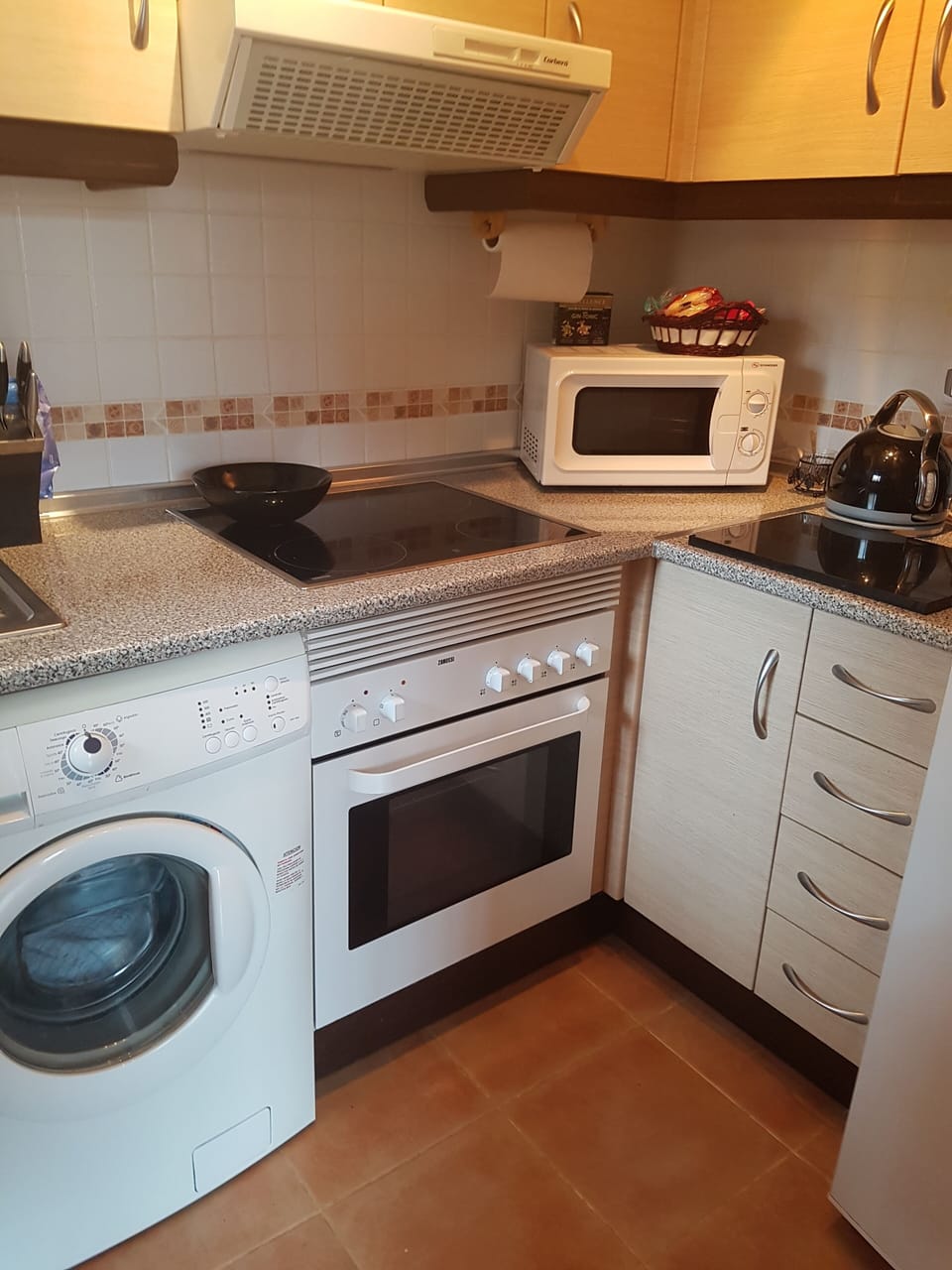 Fully equipped kitchen