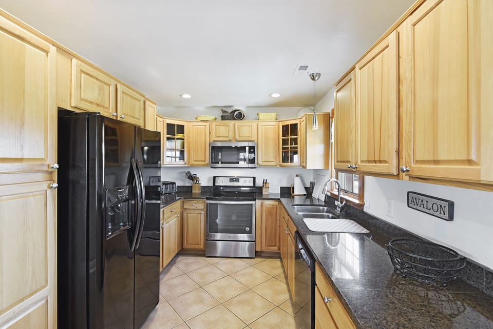 Kitchen, full equipped.