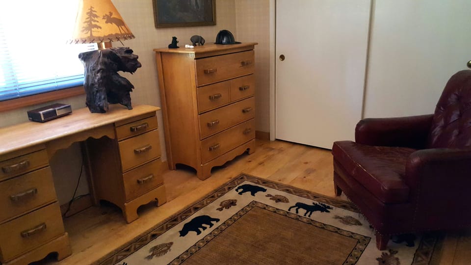 Another picture of 2nd Bedroom