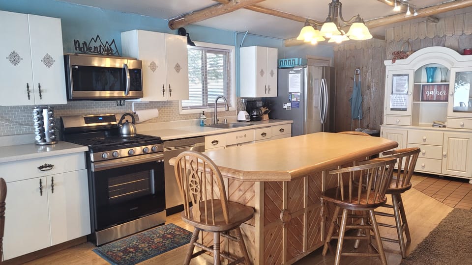 Brand new appliances - range, microwave, dishwasher and fridge!