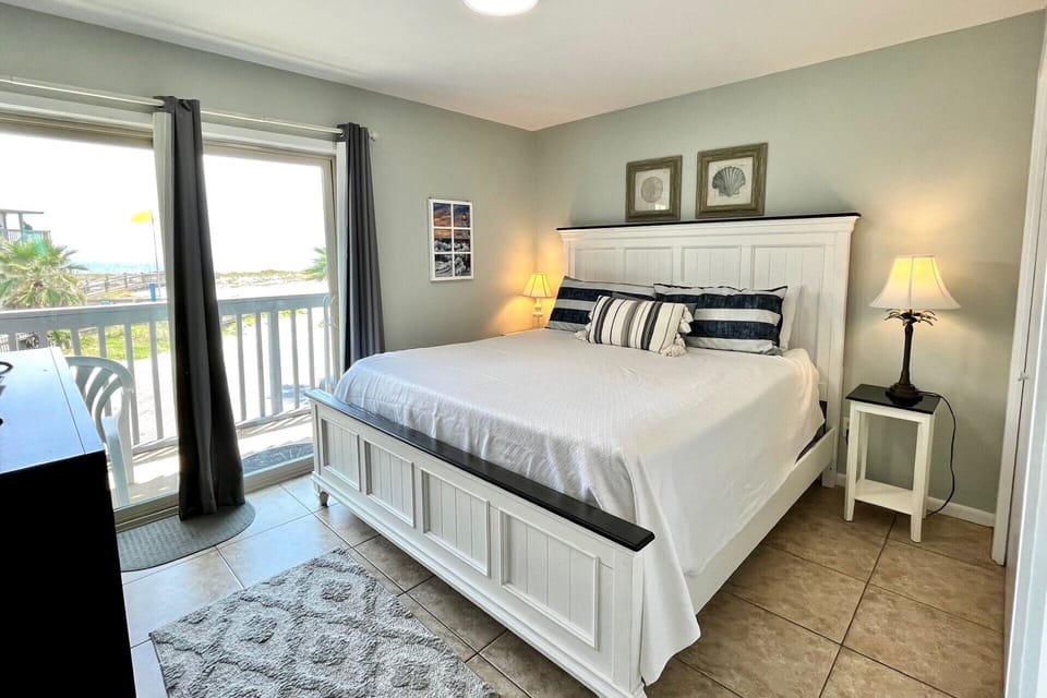 Upgraded king-size mattress ensures a good nights rest.
