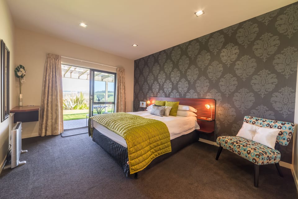 Suite (Tui Suite) | Premium bedding, pillowtop beds, in-room safe, individually decorated