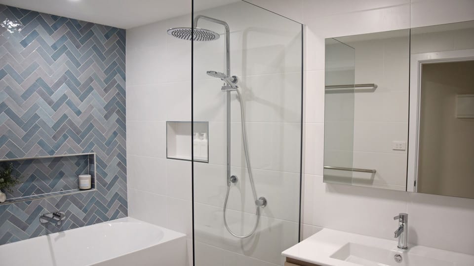 Main bathroom.