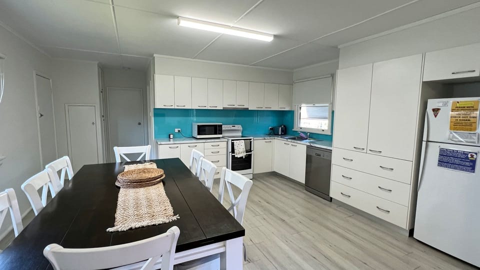 Kitchen and dining area.