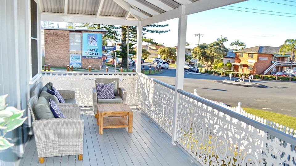 Front verandah.