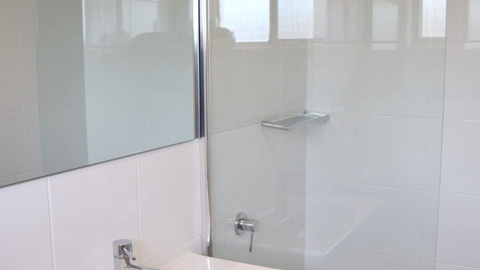 Ensuite bathroom.