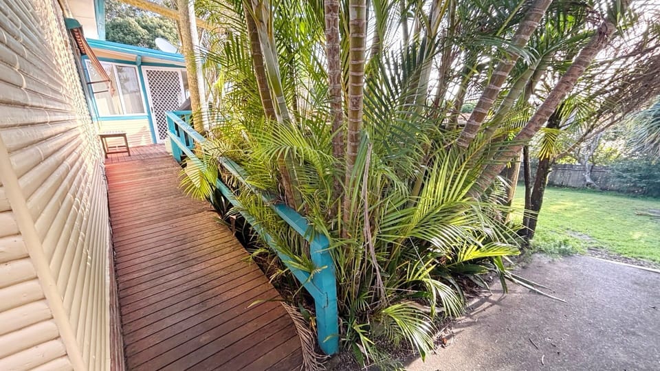 Rear backyard access to property. 