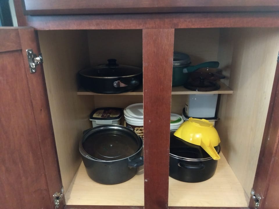 Pots pans