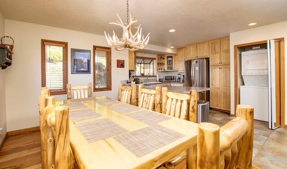 House, 3 Bedrooms | Private kitchen | Coffee/tea maker, microwave, dishwasher