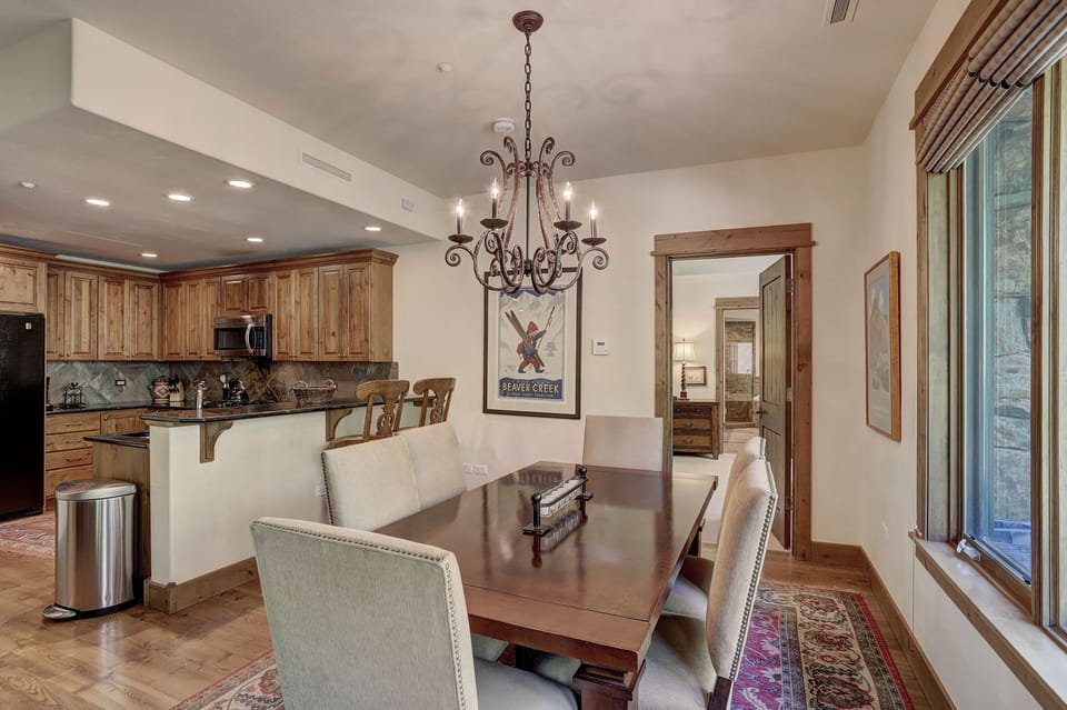 Condo, 3 Bedrooms | Private kitchen | Fridge, oven, coffee/tea maker, toaster