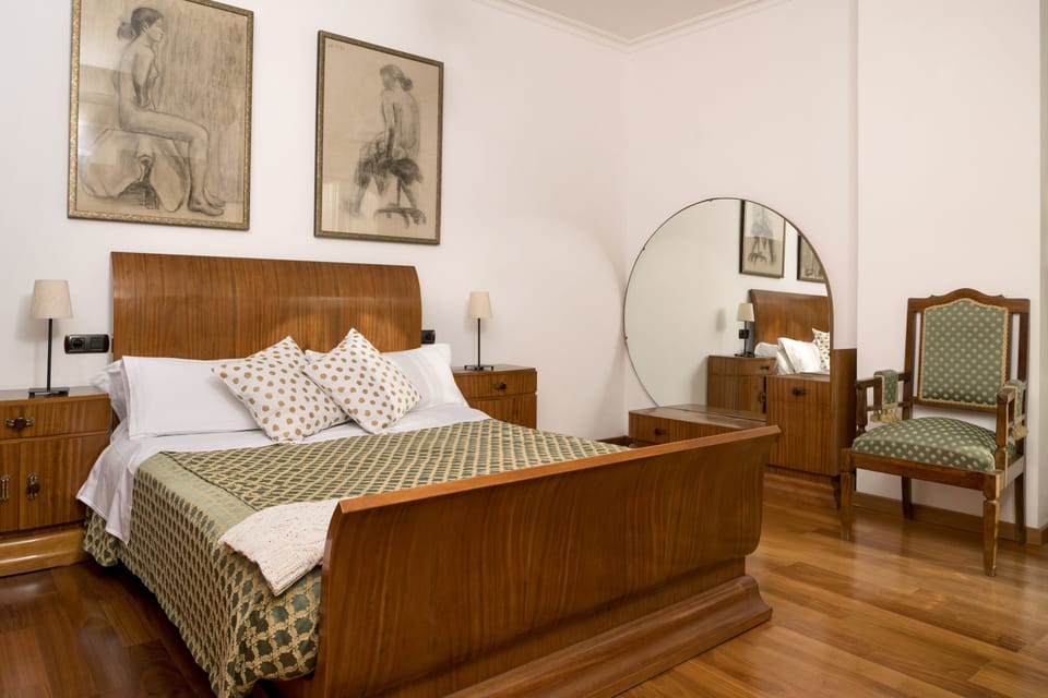 Superior Double Room | Minibar, in-room safe, individually decorated, individually furnished