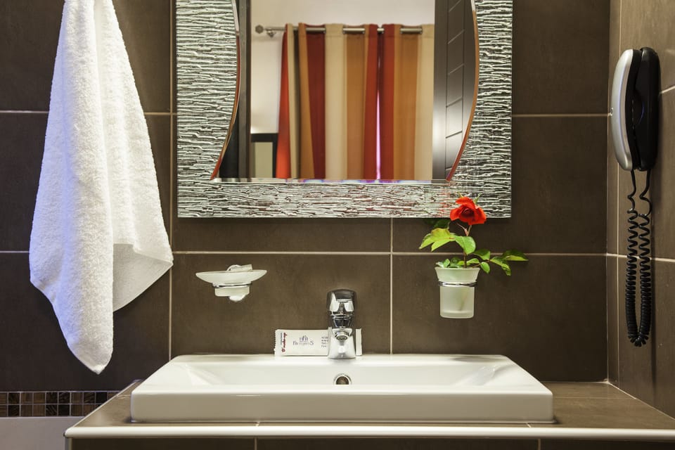 Free toiletries, hair dryer, towels
