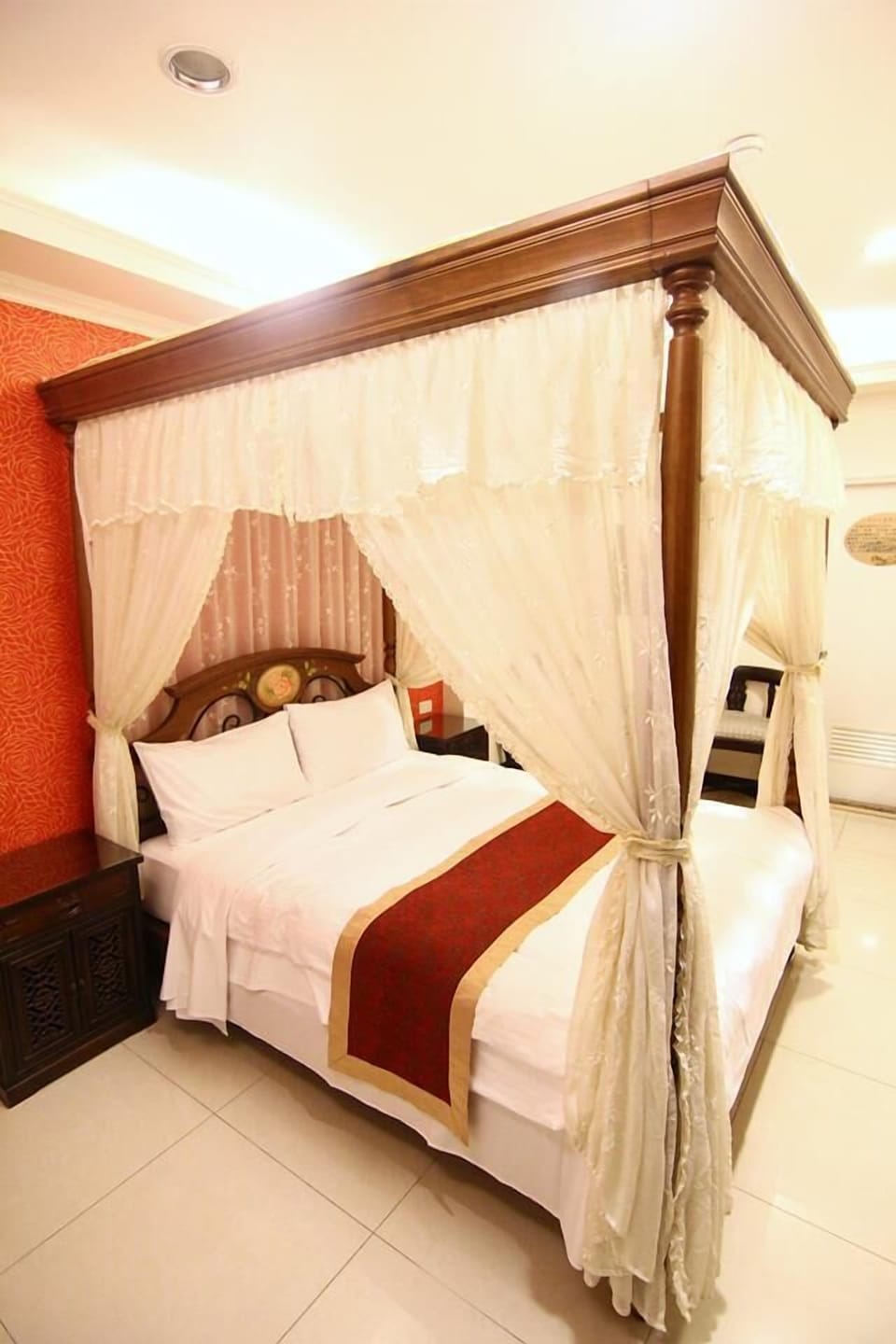 Standard Double Room | Desk, blackout drapes, free WiFi, bed sheets