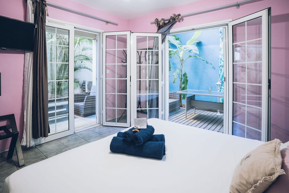 Superior Room | In-room safe, individually furnished, laptop workspace, blackout drapes