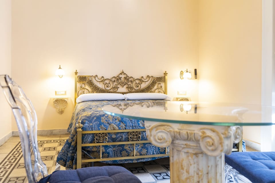 Deluxe Double Room (Ferdinando III) | Premium bedding, down comforters, memory foam beds, in-room safe