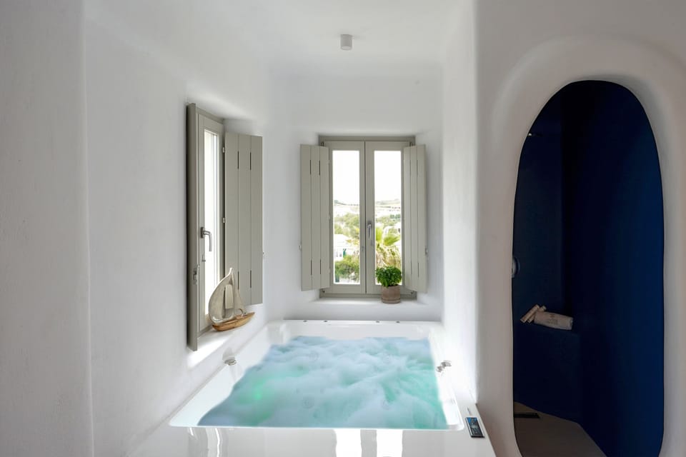 Studio Suite, Sea View (VIP) | Private spa tub