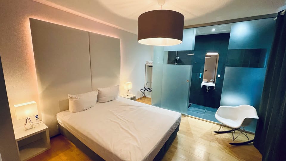 Deluxe Double Room, 1 Queen Bed, Non Smoking, Garden View | Individually decorated, individually furnished, desk, laptop workspace