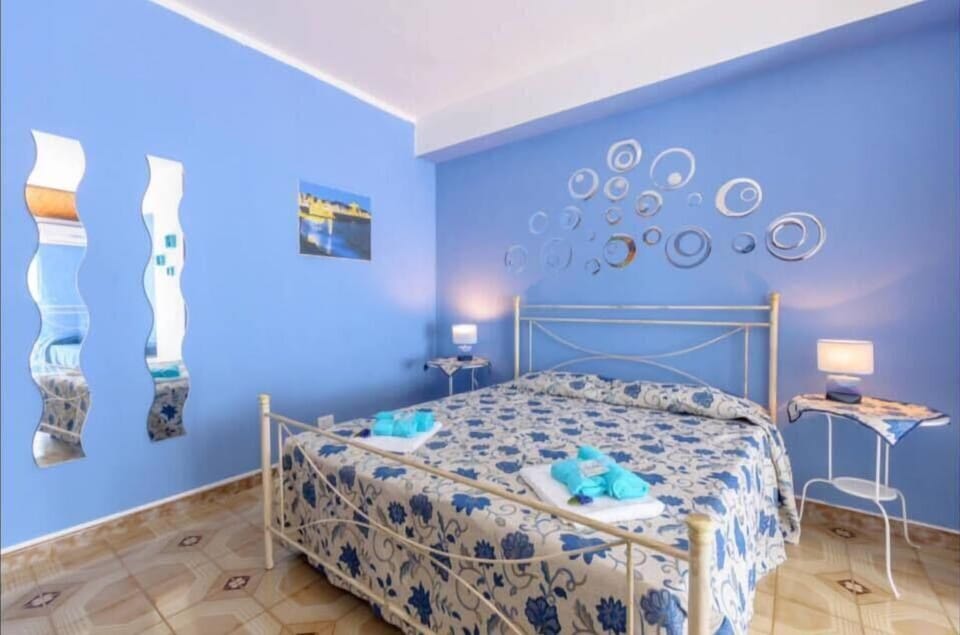 Comfort Quadruple Room, Multiple Beds, Non Smoking | Hypo-allergenic bedding, down comforters, individually decorated