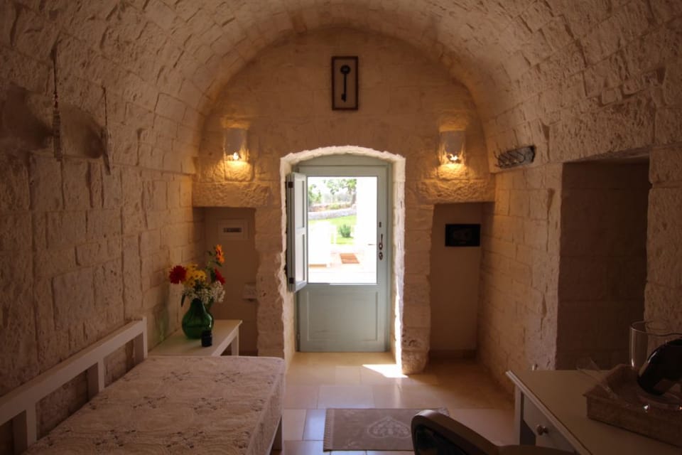 Double Room (Mercurio) | In-room safe, WiFi (free), bed sheets