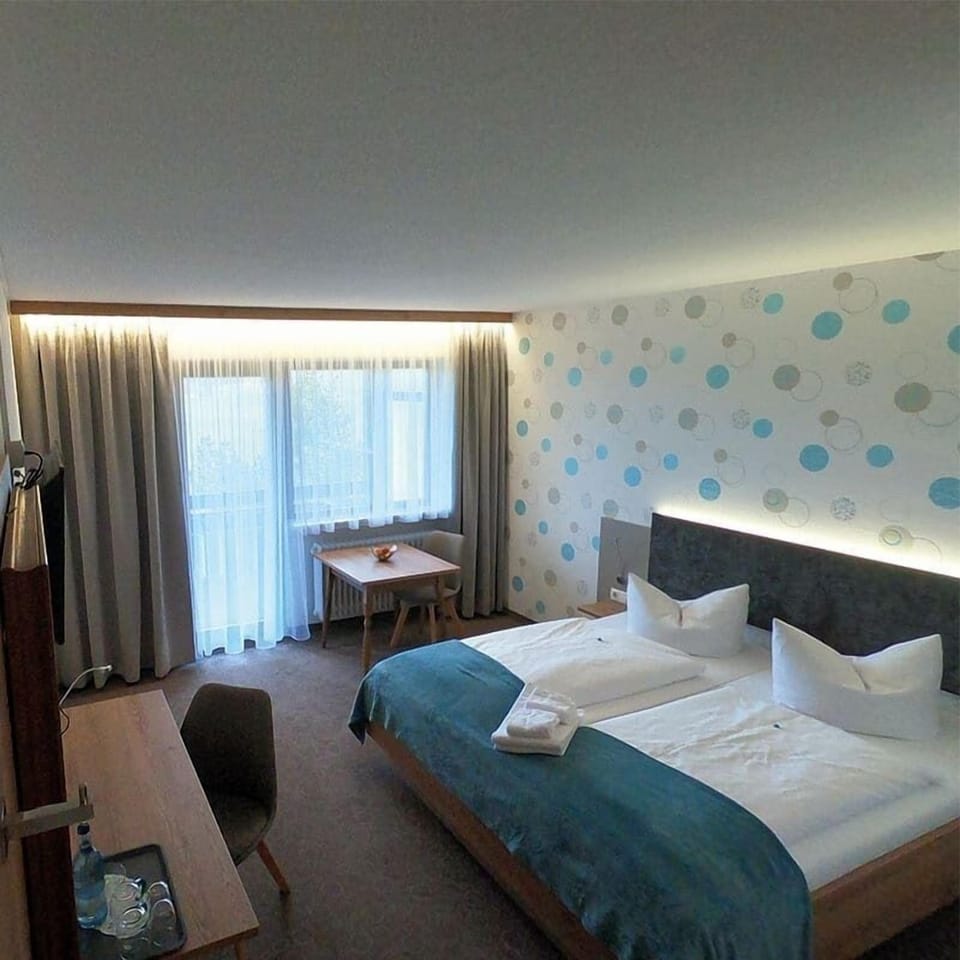 Comfort Double Room | Hypo-allergenic bedding, in-room safe, blackout drapes, soundproofing
