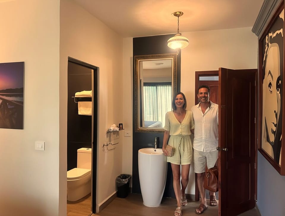 Premium Room, 1 King Bed, Garden View | Pillowtop beds, minibar, in-room safe, individually decorated