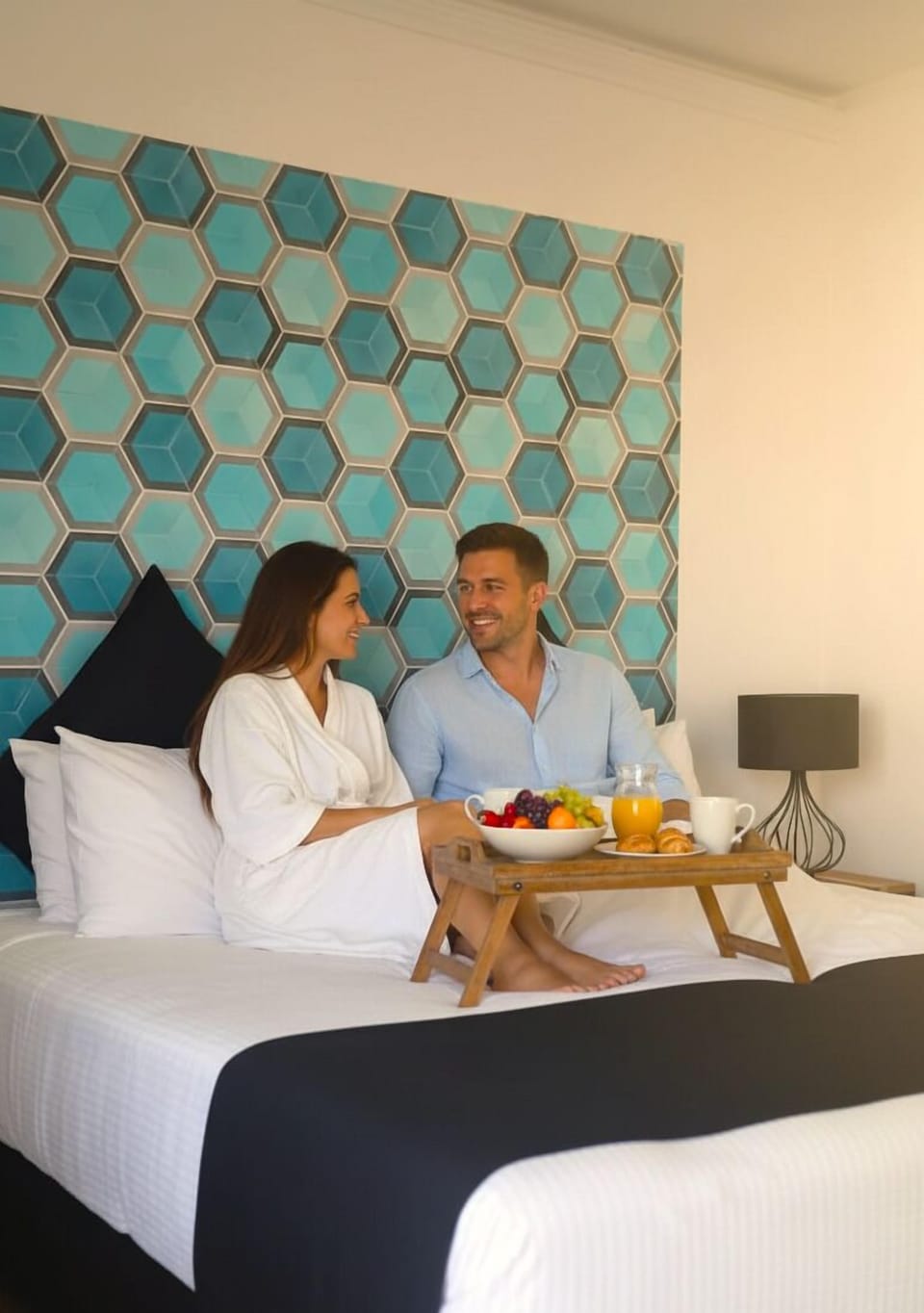 Deluxe Room, 1 King Bed, Garden View | Pillowtop beds, minibar, in-room safe, individually decorated