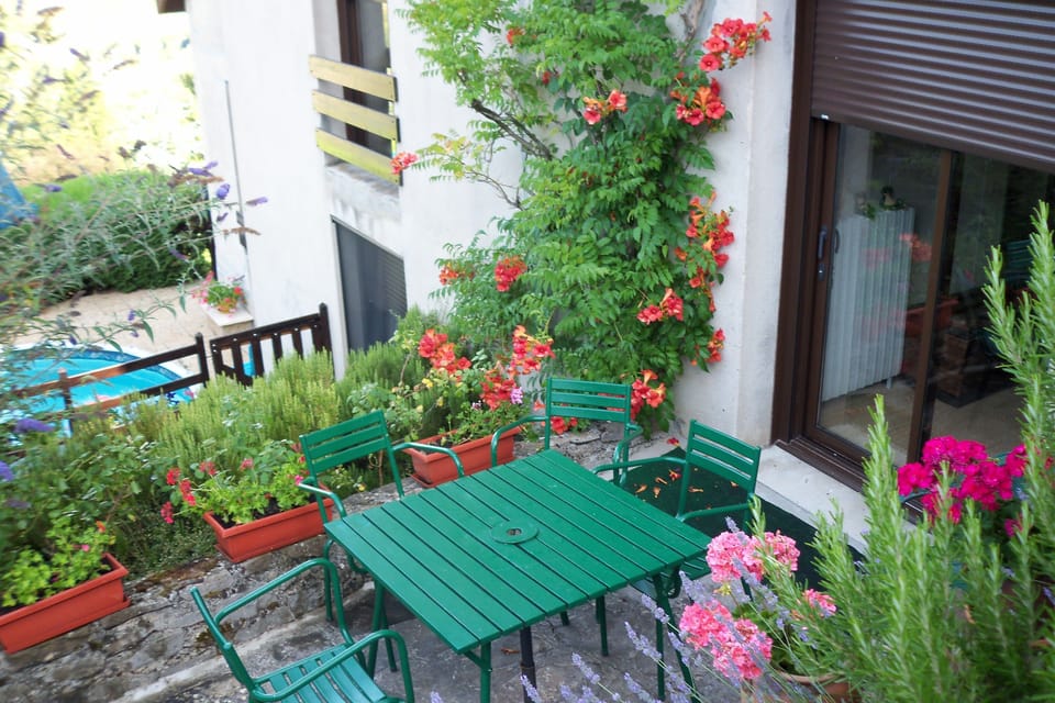 Les Egalieres Bed and Breakfast in Occitanie