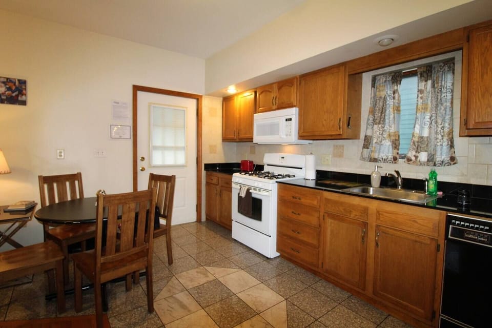 Kitchen with dining area - open floor plan for family time