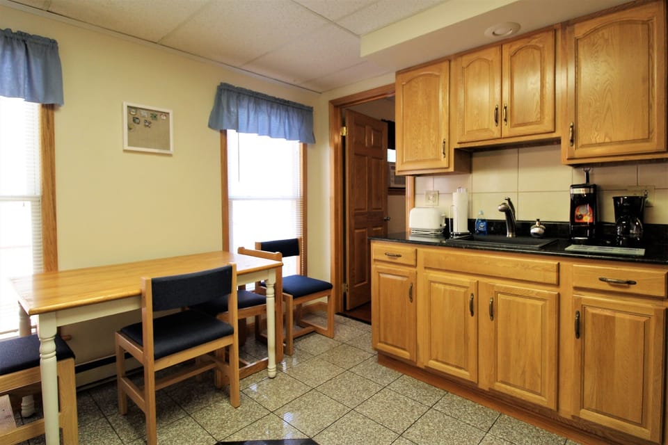 Eat in Kitchen