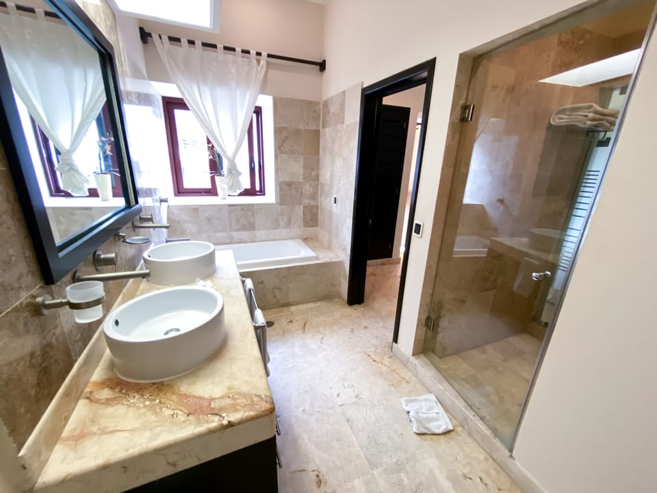 Elegant 1 bedroom condo second floor at EL FARO by DPM Apartment in Playa del Carmen