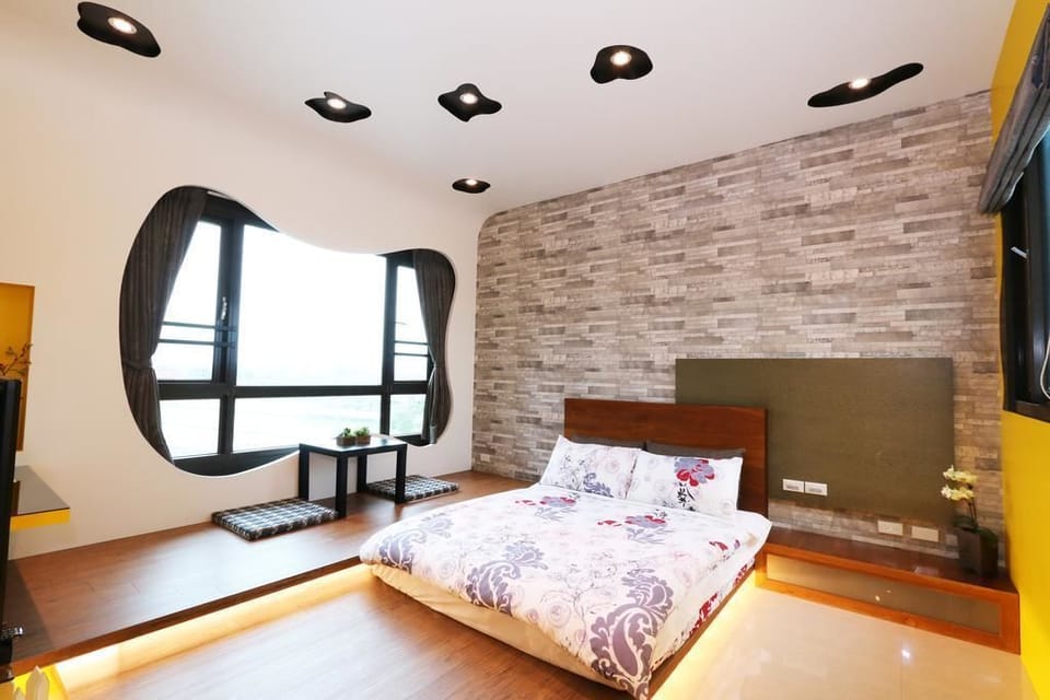 Standard Double Room | Desk, blackout drapes, soundproofing, rollaway beds