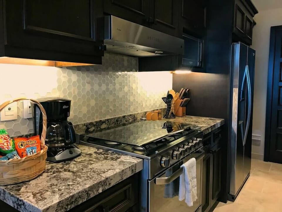 Fully equipped kitchen