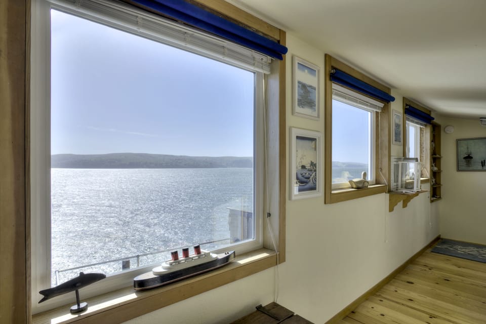 Great, higher-up bay views from sleeping loft