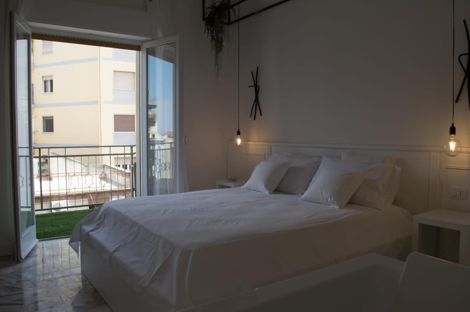Minibar, desk, blackout drapes, free WiFi