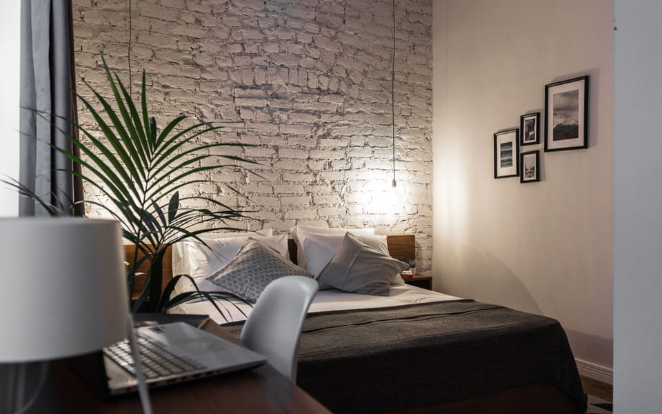 Design Room | 1 bedroom, minibar, desk, laptop workspace
