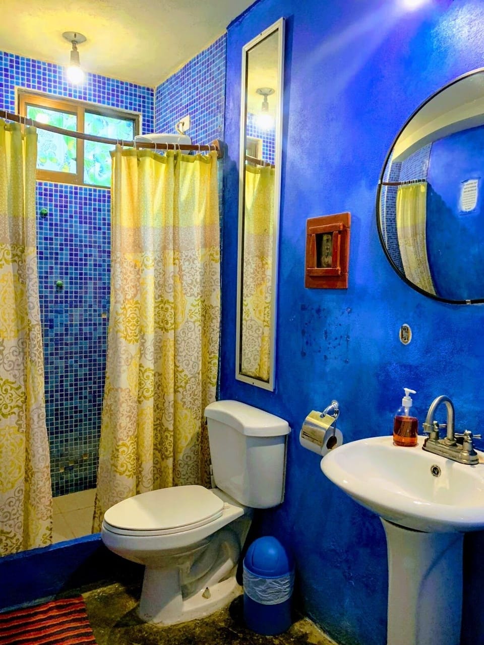 Shower, towels, soap, shampoo