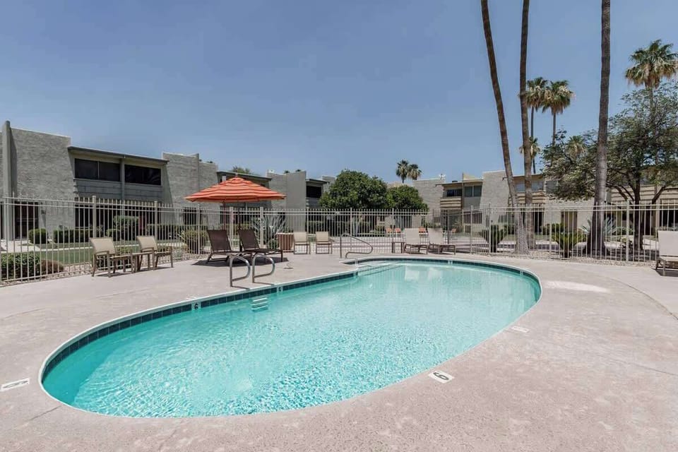 4 Heated Community Pools