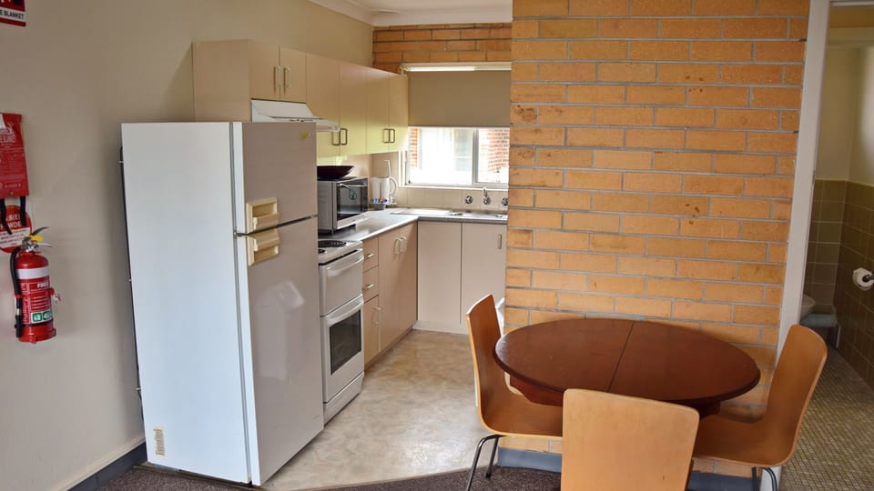 Kitchen and dining area.