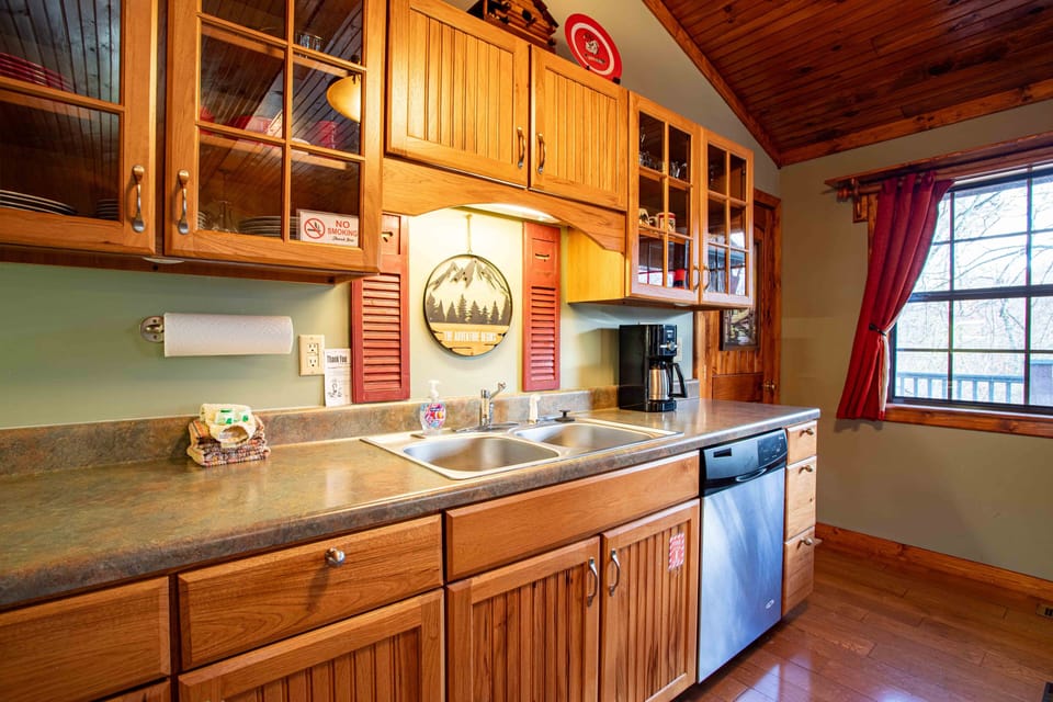 Everything you need in this cabin kitchen