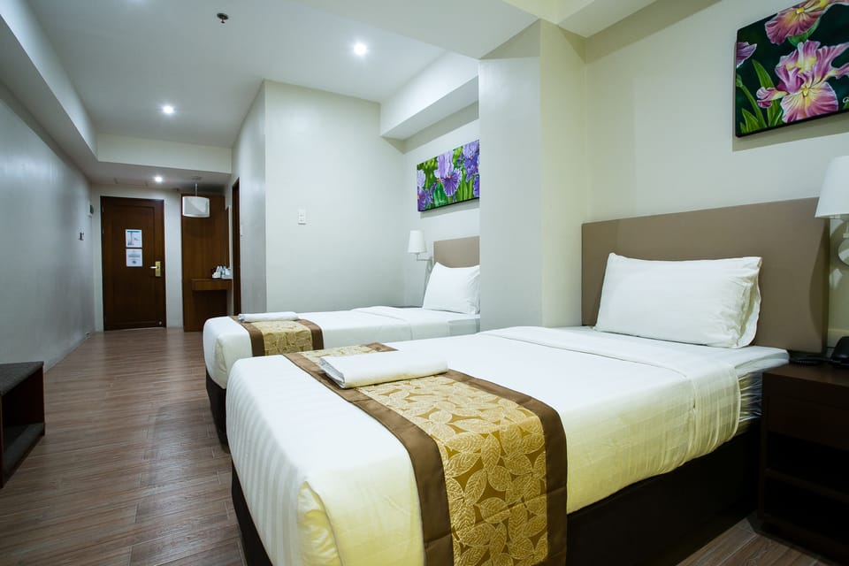 Deluxe Plus Twin Room, 2 Twin Beds, Accessible, Refrigerator | Soundproofing, free WiFi, bed sheets