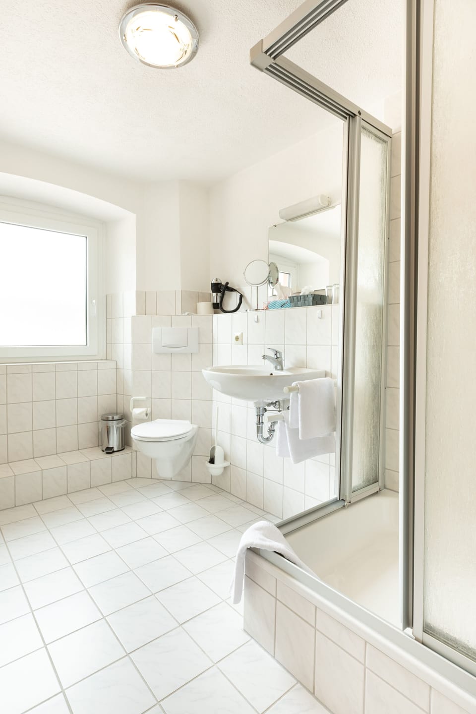 Double Room, 1 King Bed with Sofa bed, Balcony | Bathroom | Free toiletries, hair dryer, towels
