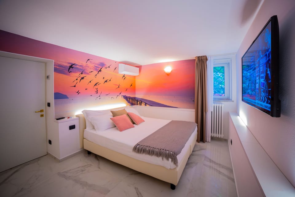 Apartment, 1 Bedroom (Volare) | Free minibar, in-room safe, blackout drapes, soundproofing