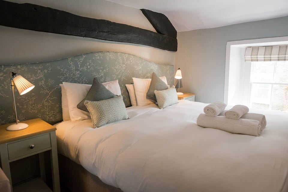 Suite, Mountain View (The Horse & Farrier) | Free WiFi, bed sheets